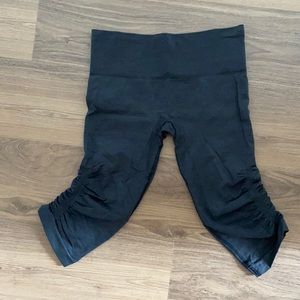 Lululemon Ebb to Street Crop